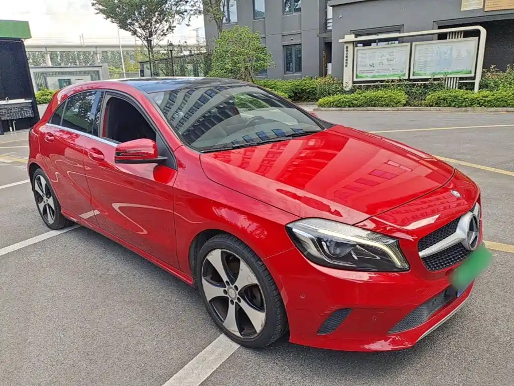 Mercedes-Benz A-Class (Import) — миниатюра 4