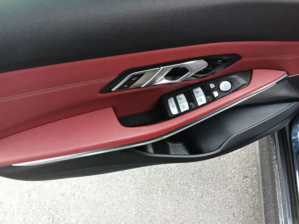 BMW i3 — миниатюра 11