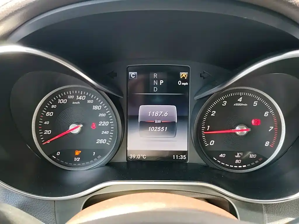 Mercedes-Benz GLC — миниатюра 12