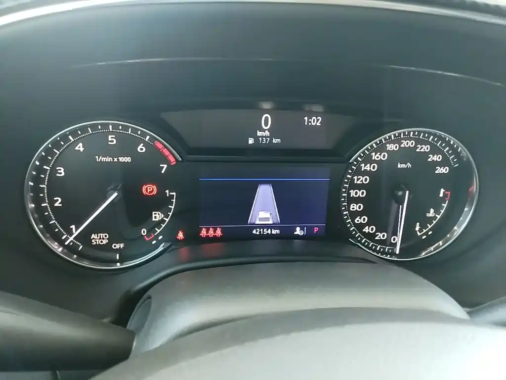 Cadillac CT5 — миниатюра 12