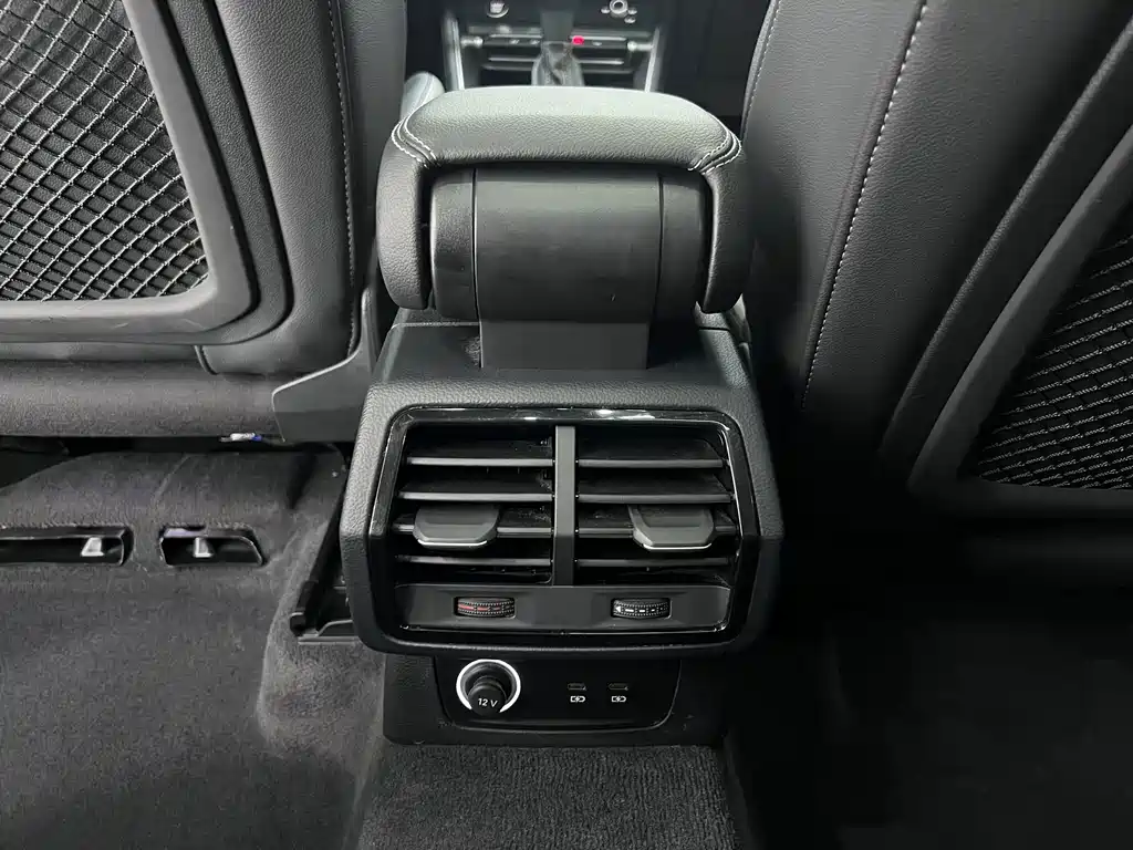 Audi Q3 — миниатюра 9