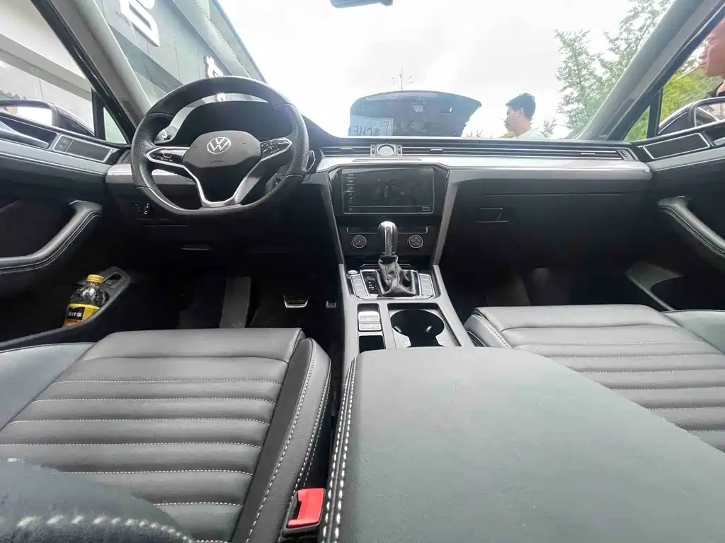 Volkswagen Magotan — миниатюра 2