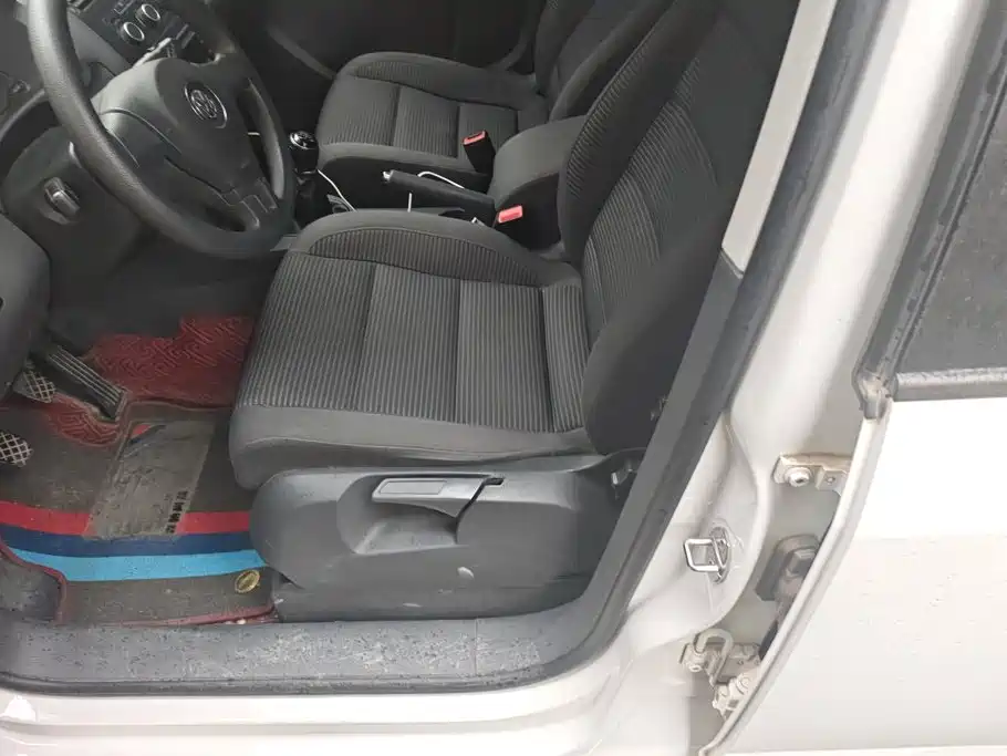 Volkswagen Touran — миниатюра 9