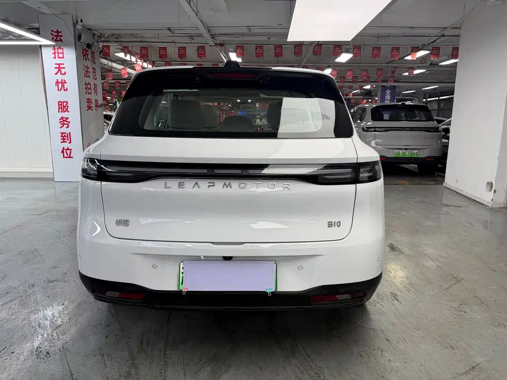 Leapmotor Leapmotor B10 — миниатюра 11