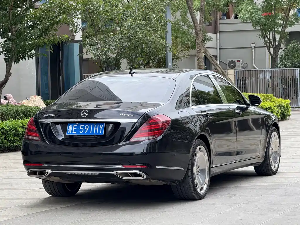 Mercedes-Benz S-Class — миниатюра 9