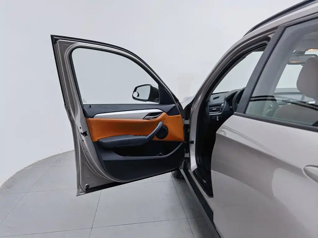 BMW X1 — миниатюра 8