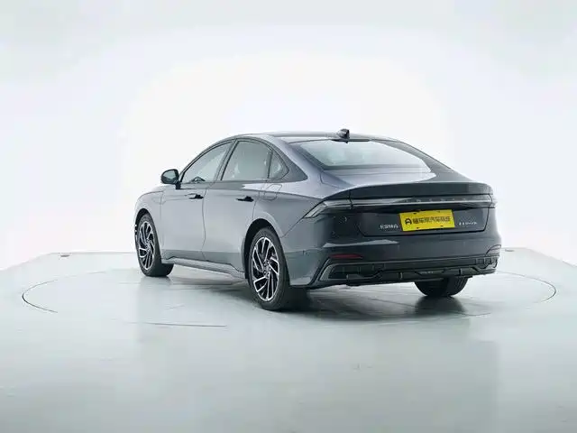 Lincoln Z — миниатюра 7