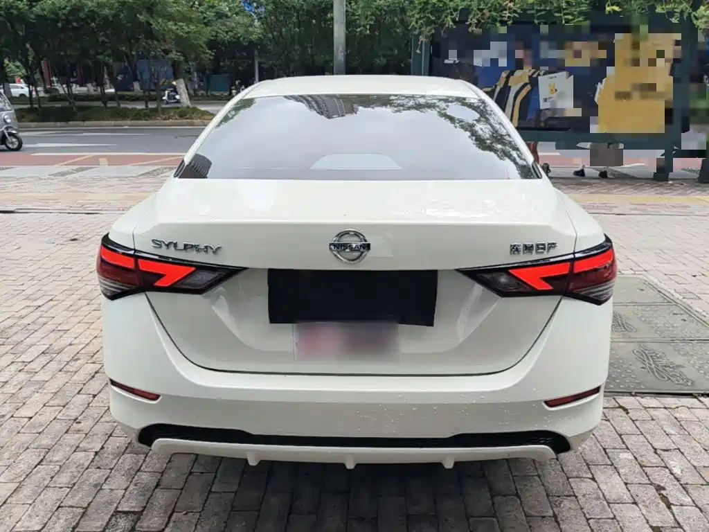 Nissan Sylphy — миниатюра 6