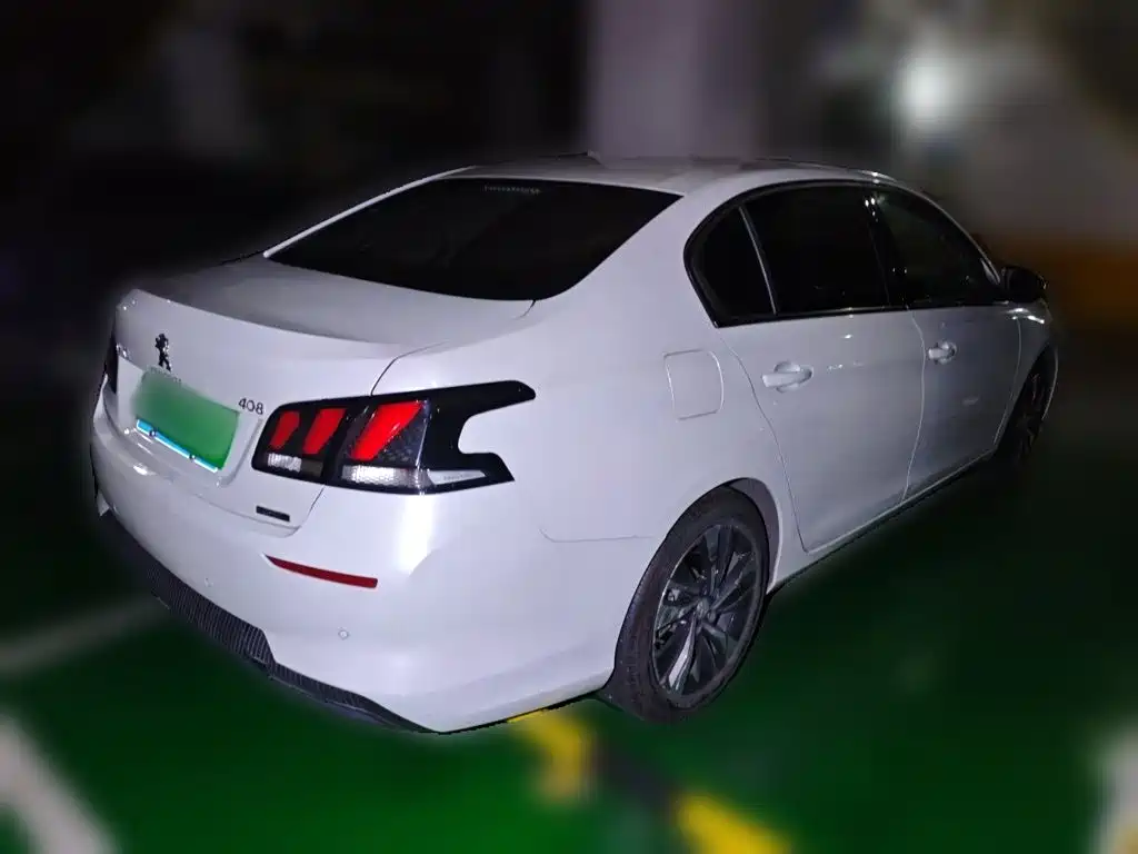 Peugeot 408 — миниатюра 5