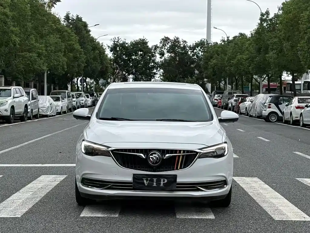 Buick Excelle — миниатюра 2