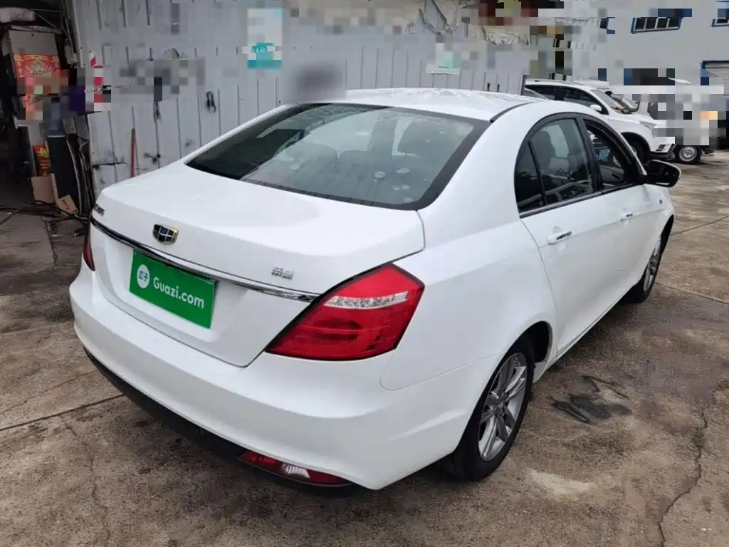 Geely Emgrand — миниатюра 7