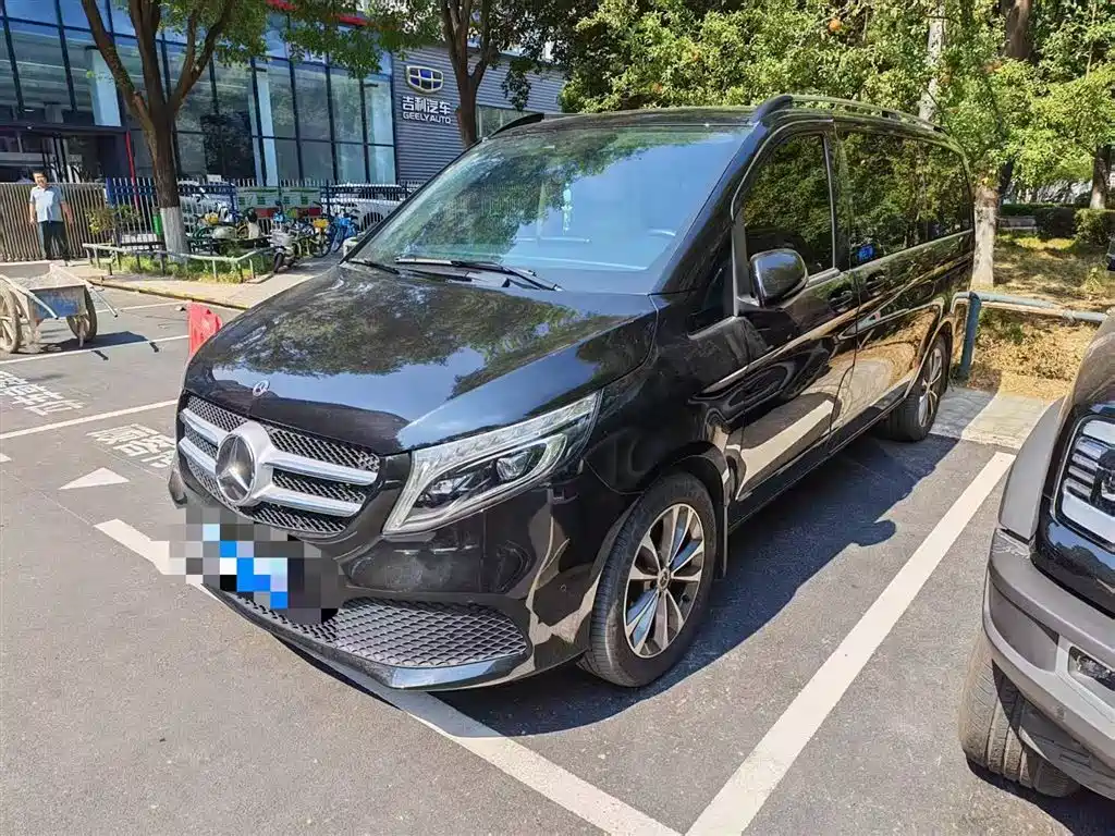 Mercedes-Benz V-Class 2021