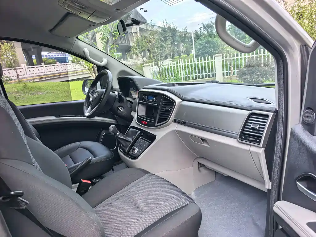 JAC Refine Refine M4 — миниатюра 9