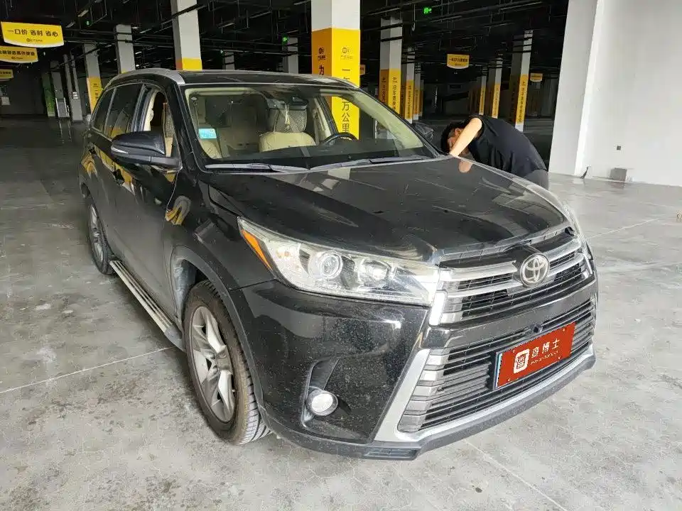 Toyota Highlander — миниатюра 2
