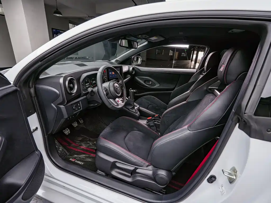 Toyota GR YARIS — миниатюра 15