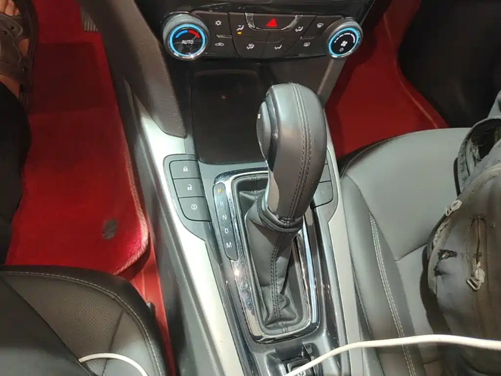 Chevrolet Malibu — миниатюра 14