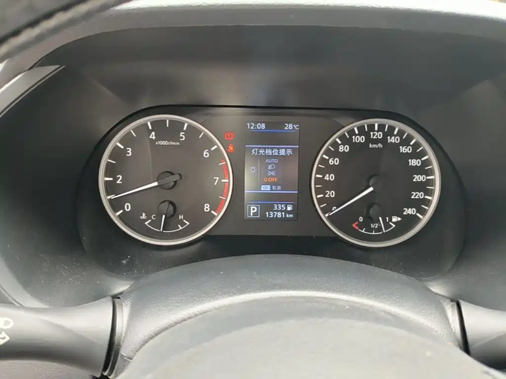 Nissan Sylphy — миниатюра 12