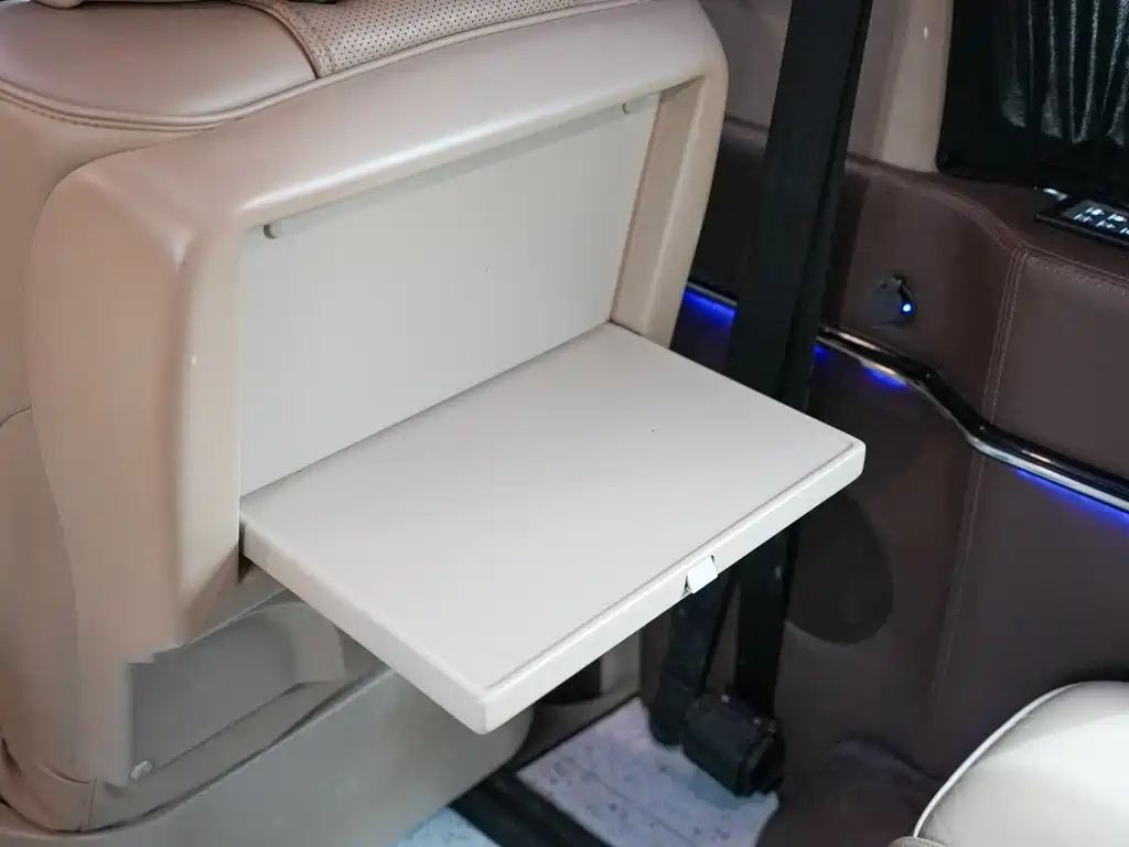 GMC Savana — миниатюра 17
