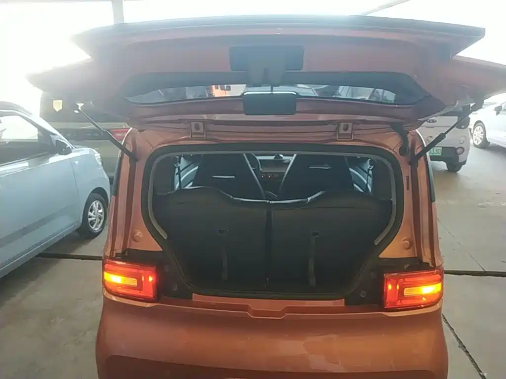 Wuling MINIEV — миниатюра 19