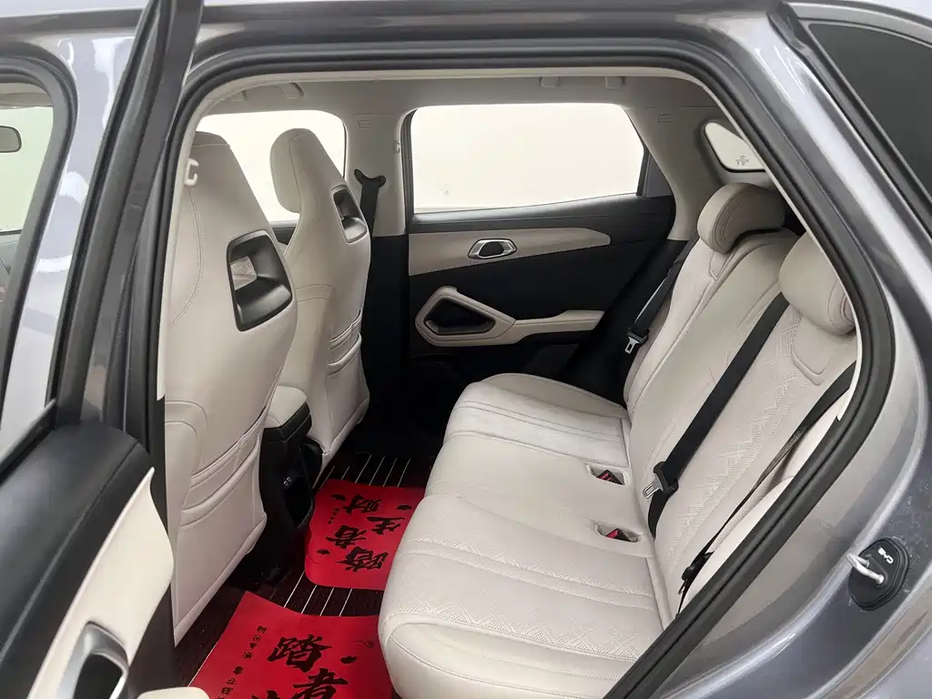 BYD Yuan UP — миниатюра 16