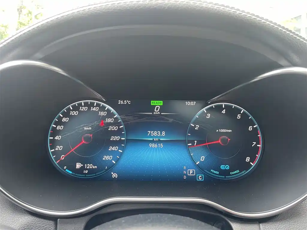 Mercedes-Benz C-Class — миниатюра 4