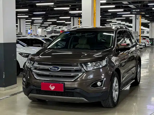 2016 Ford Edge
