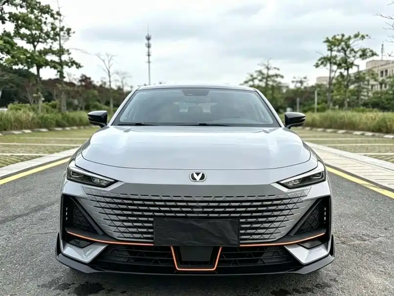 Changan UNI-V — миниатюра 2