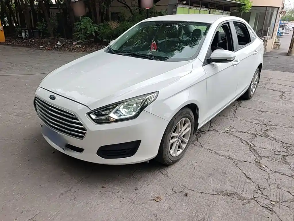 Ford Escort — миниатюра 2