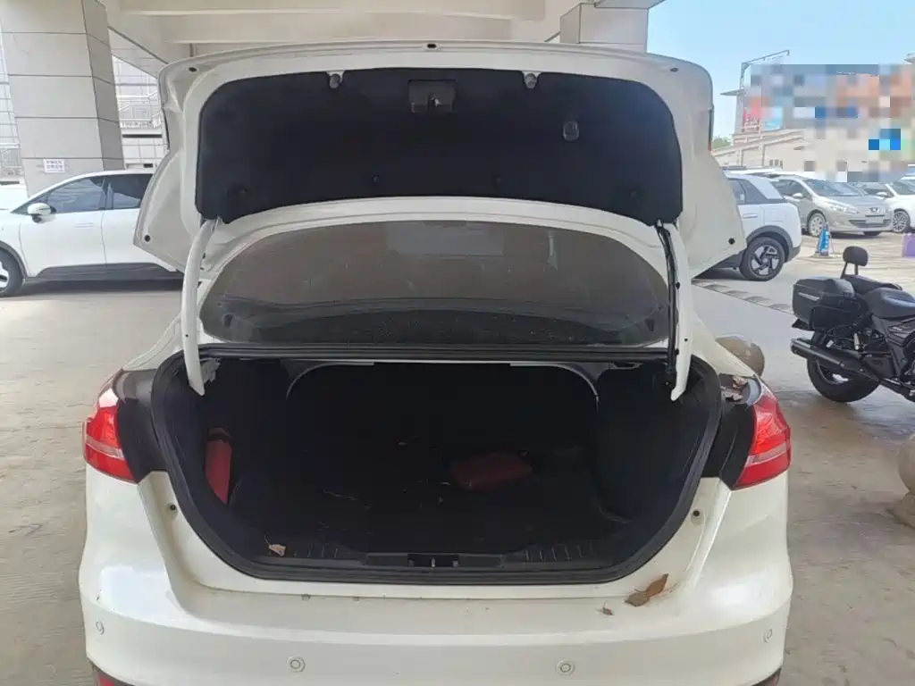 Ford Focus — миниатюра 19