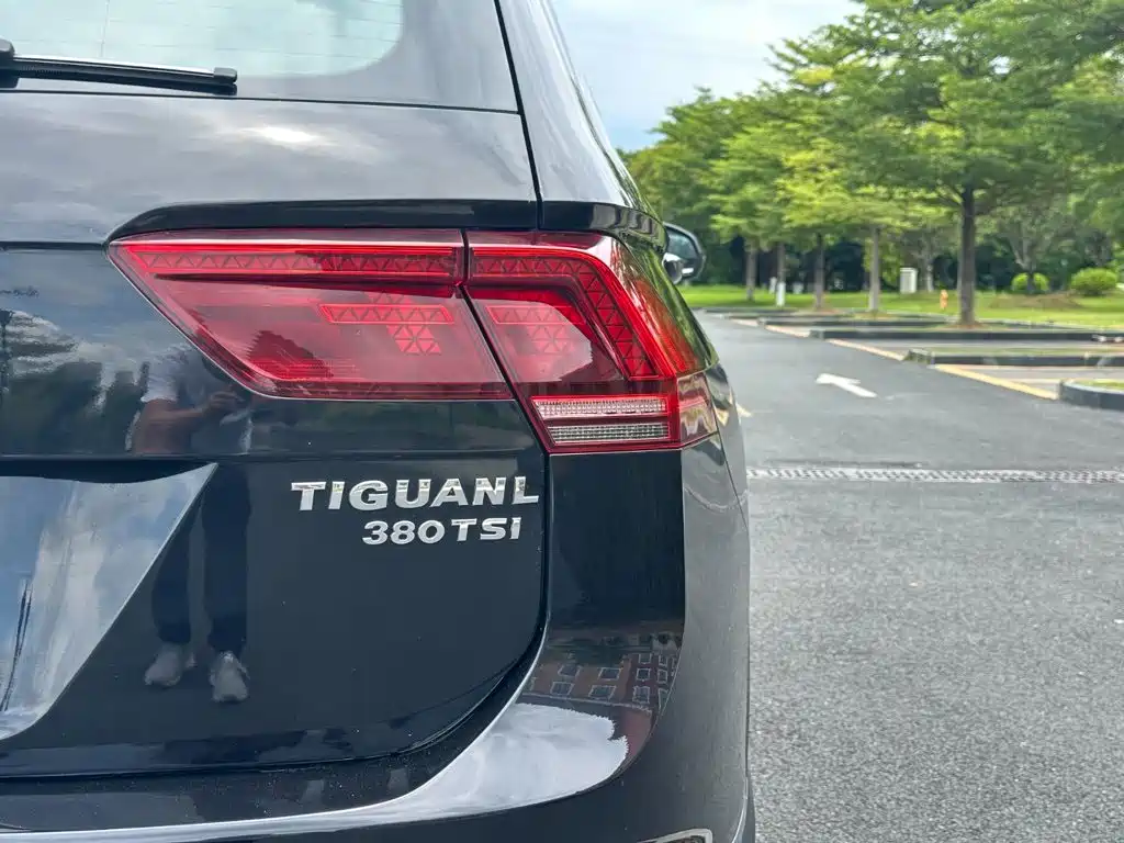 Volkswagen Tiguan L — миниатюра 14