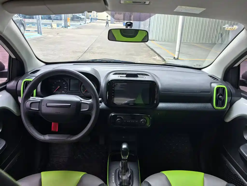 Roewe Clever — миниатюра 9