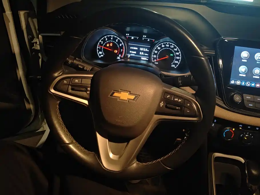 Chevrolet Monza — миниатюра 15