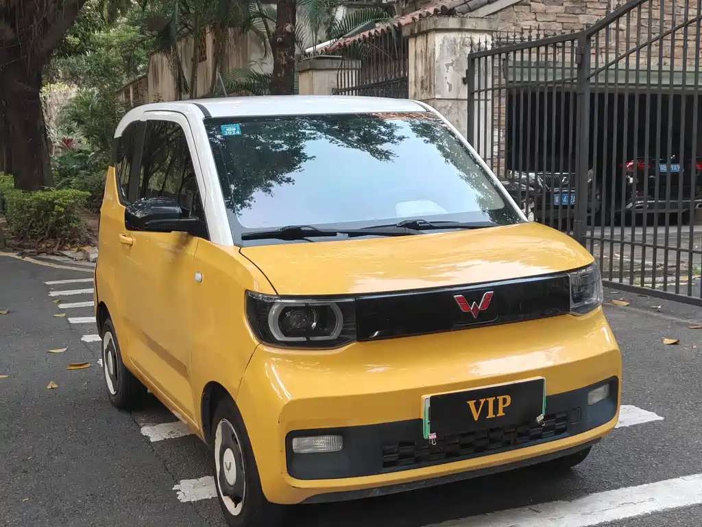 Wuling MINIEV — миниатюра 5
