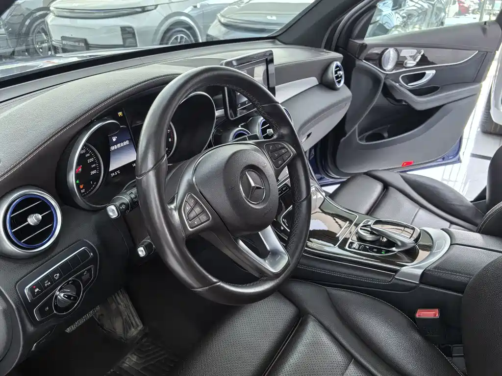 Mercedes-Benz GLC — миниатюра 6