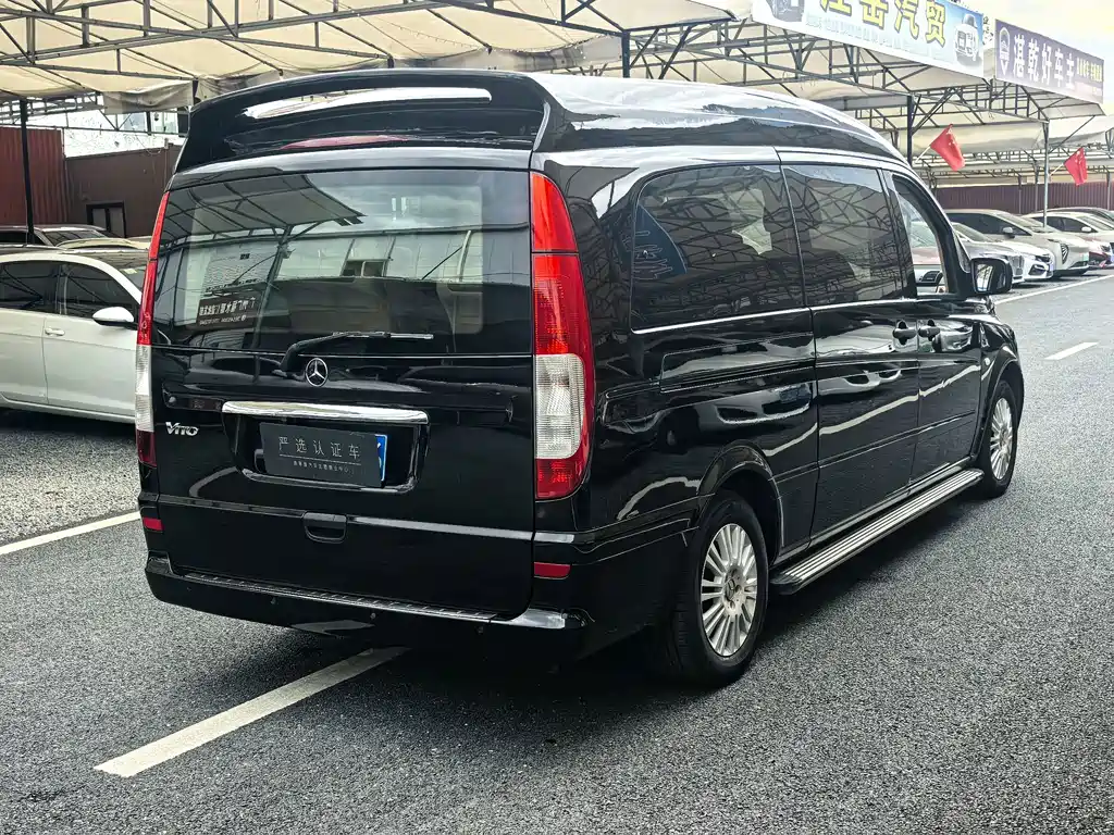 Mercedes-Benz Vito — миниатюра 2