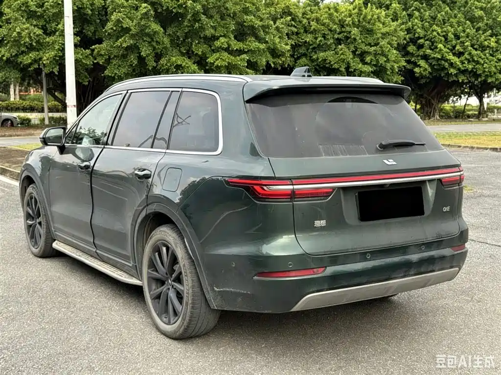 Li Auto ONE 2020 6 мест