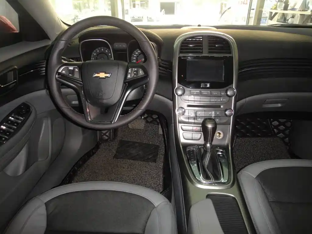 Chevrolet Malibu — миниатюра 7
