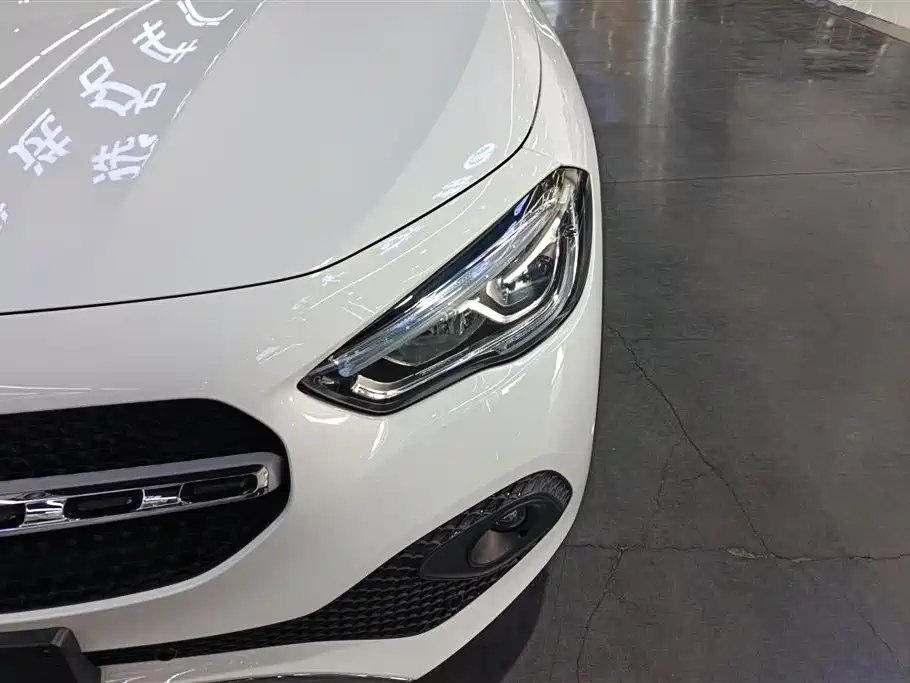 Mercedes-Benz GLA 2020 GLA 200