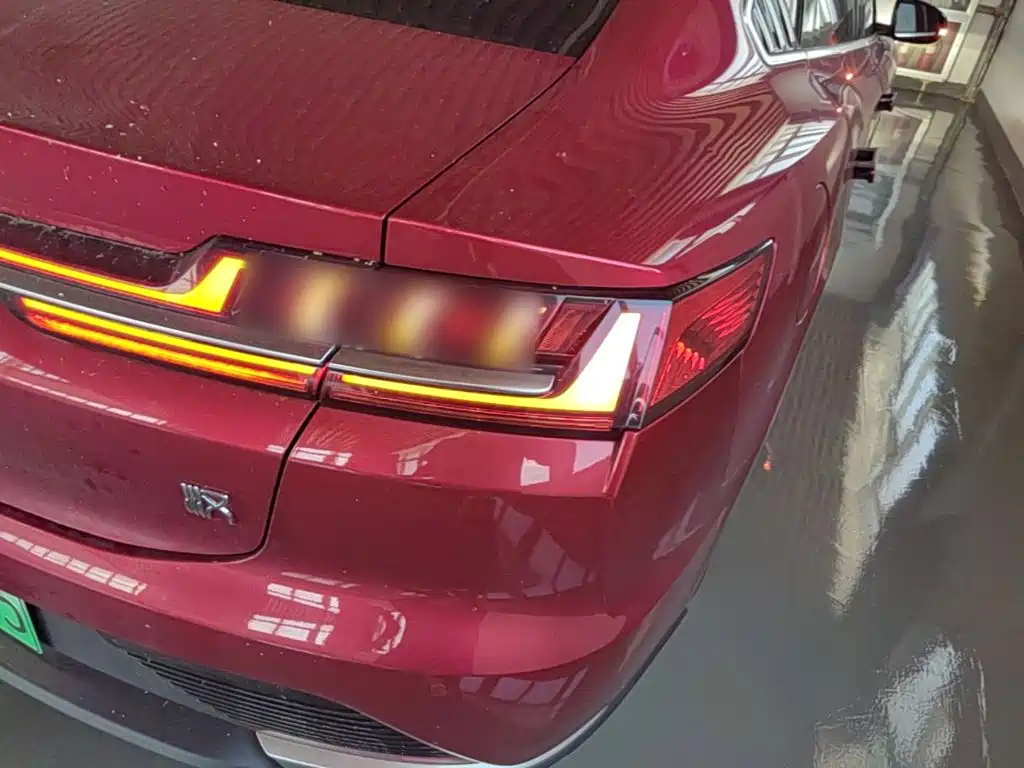 BYD Han — миниатюра 8