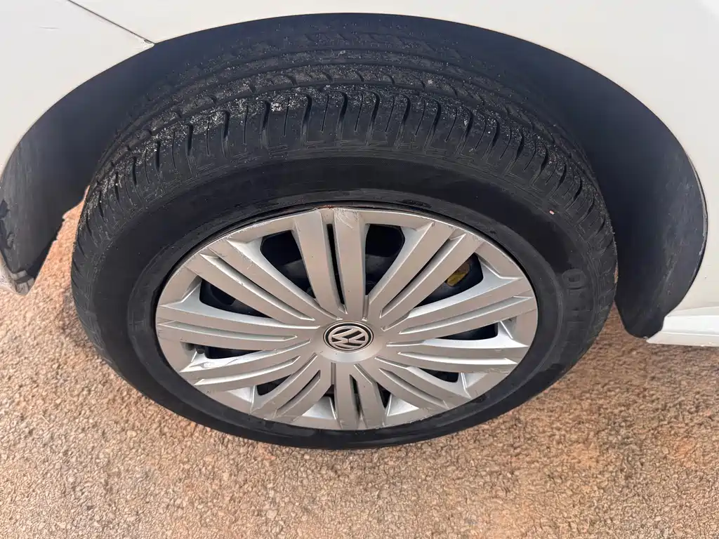Volkswagen Polo — миниатюра 10