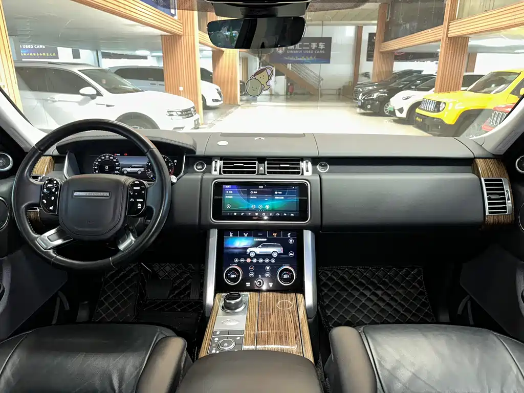 Land Rover Range Rover — миниатюра 12