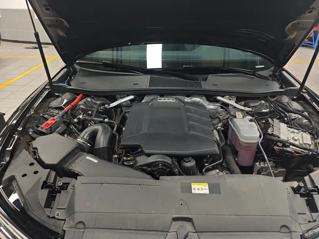 Audi A6L — миниатюра 8