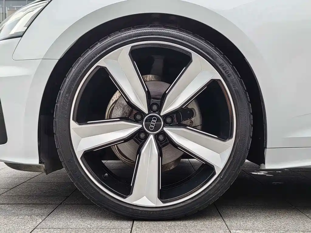 Audi A5 (Import) — миниатюра 8