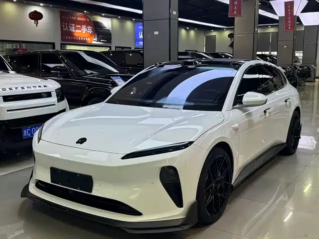 NIO ET5T