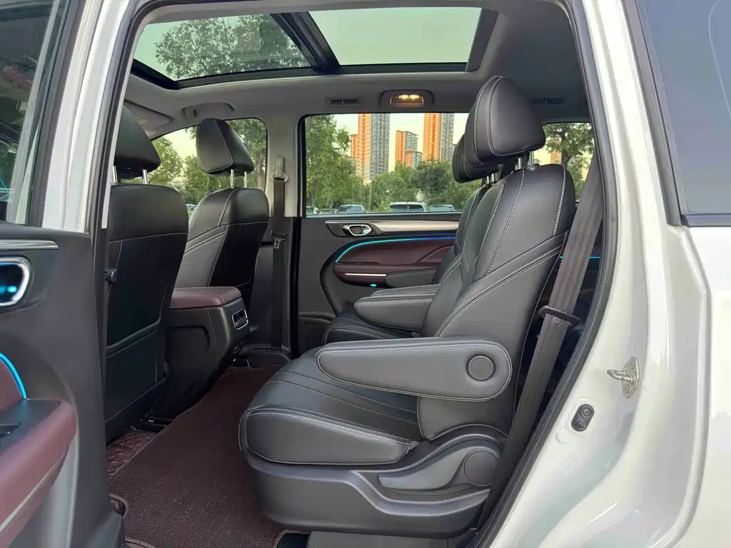 GAC Motor Trumpchi M6 — миниатюра 9