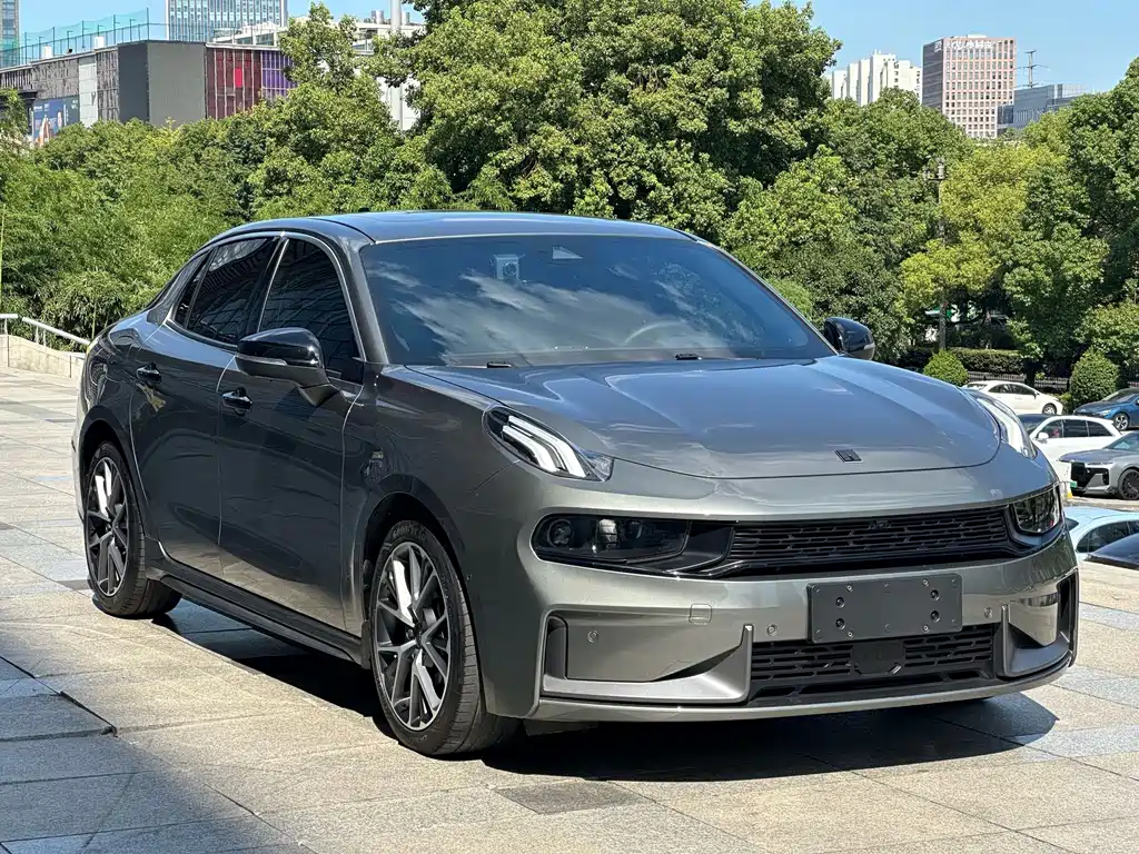Lynk & Co 03 — миниатюра 3