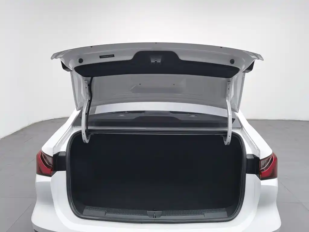 Roewe i5 — миниатюра 16