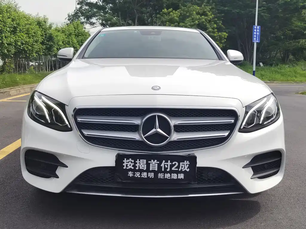 Mercedes-Benz E-Class — миниатюра 3