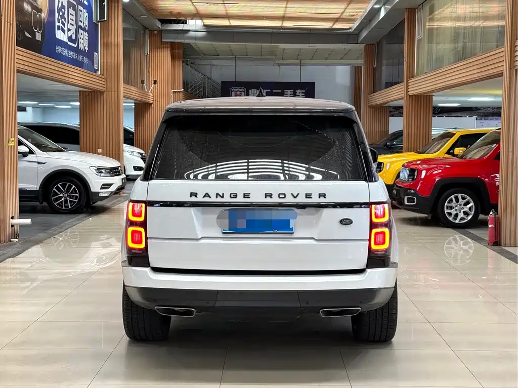 Land Rover Range Rover — миниатюра 4