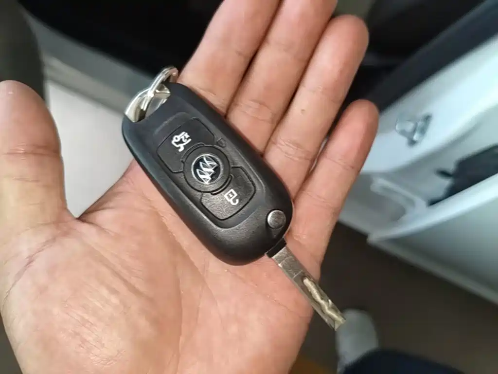 Buick Verano — миниатюра 9